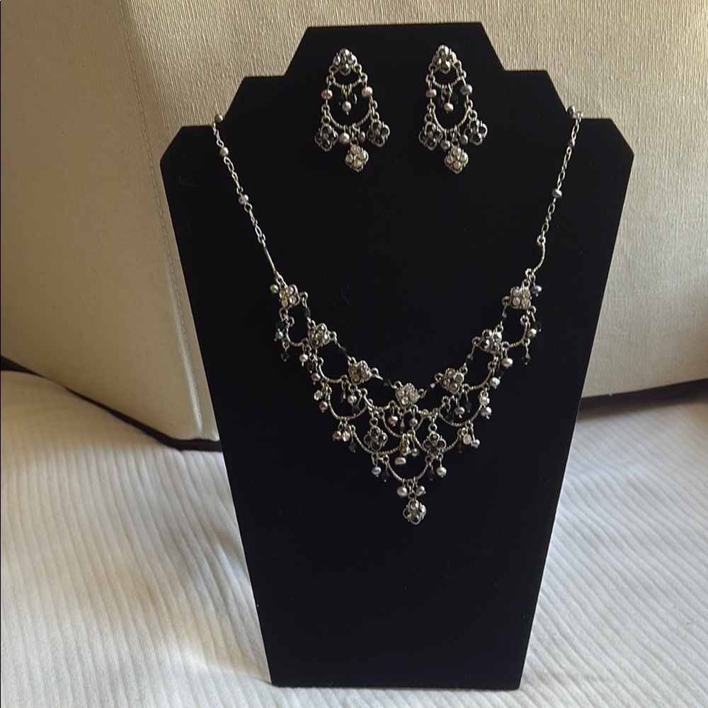 Cascading Necklace with Intricate Design